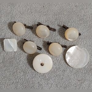 Vintage Mother Of Pearl Shell Buttons